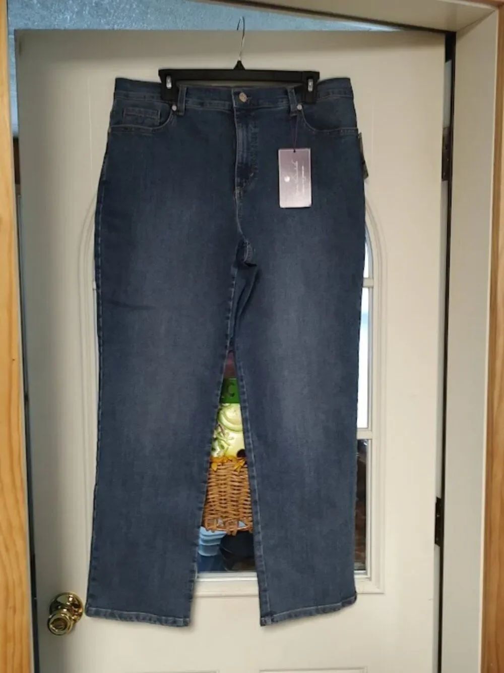 New Gloria Vanderbilt Amanda Supreme Stretch Tapered Leg Jeans Women's 16 Short